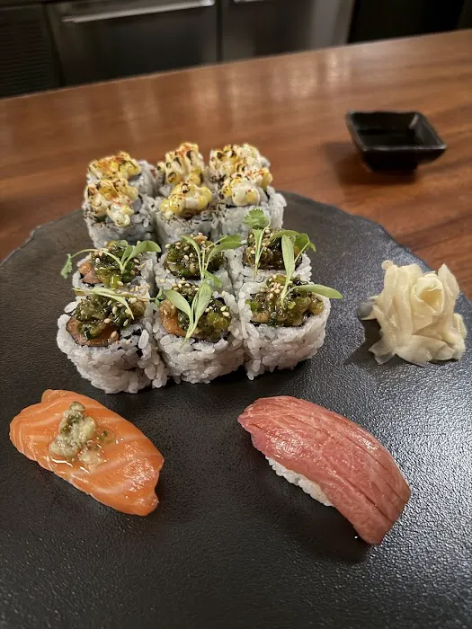 Moody Tongue Sushi Picture 4