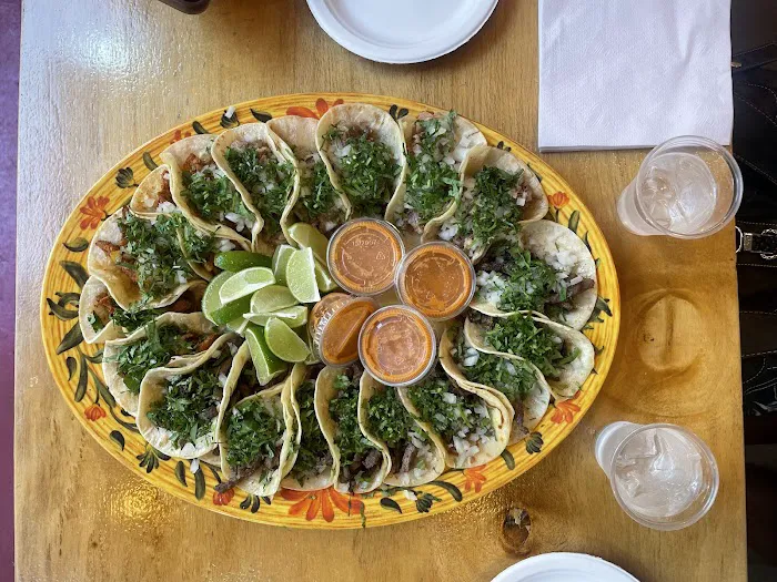 Sofia’s Taqueria Picture 7