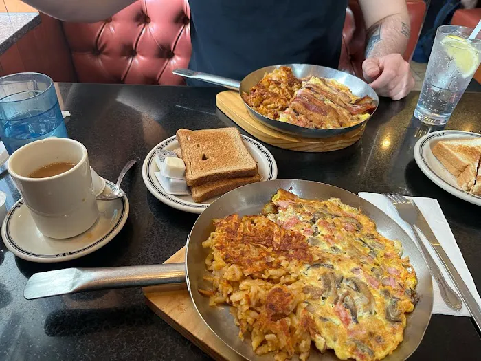 Waverly Diner Picture 5