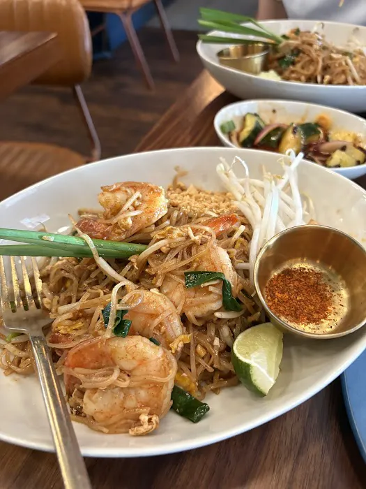 RYNN Thai Restaurant & Bar Picture 7