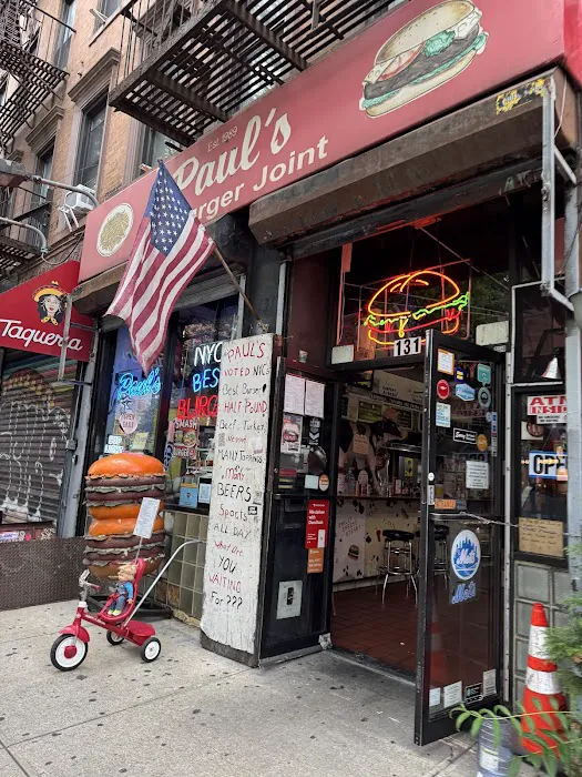 Paul's Da Burger Joint Picture 9