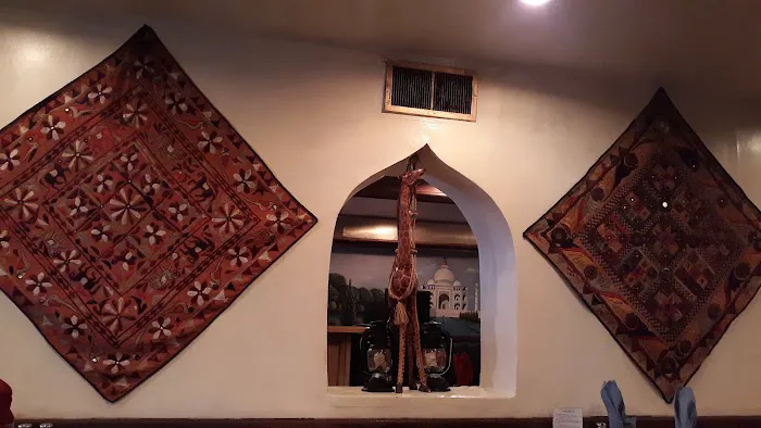 Taj Restaurant Picture 8