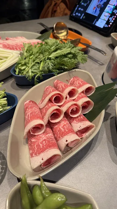 The Dolar Shop Hot Pot Manhattan Picture 5