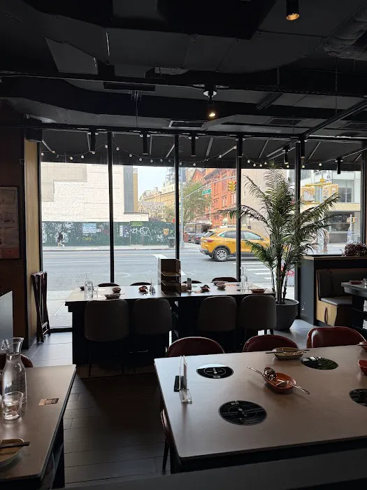 The Dolar Shop Hot Pot Manhattan Picture 1