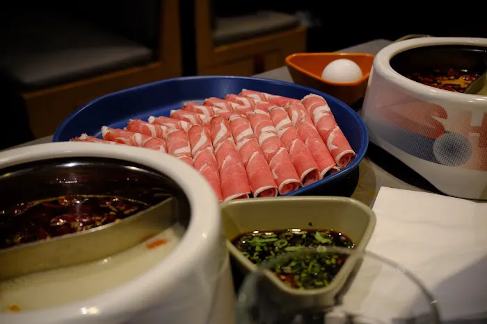 The Dolar Shop Hot Pot Manhattan Picture 2