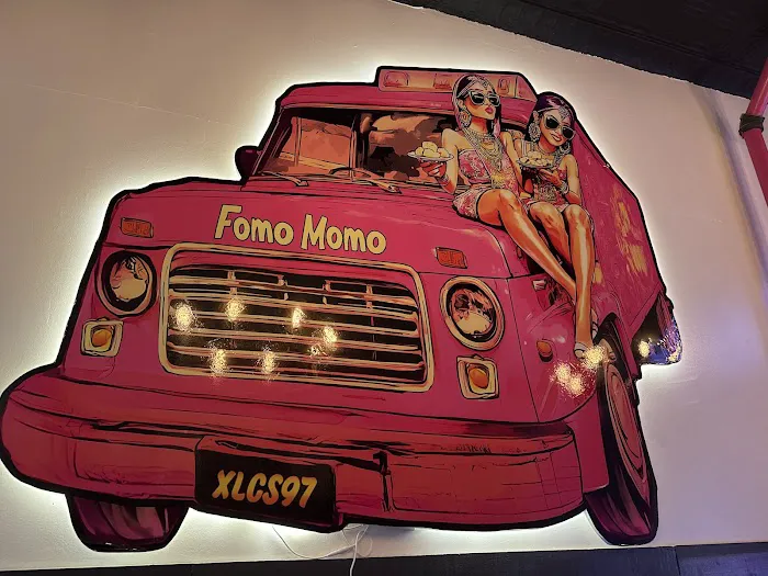 Fomo Momo Picture 6
