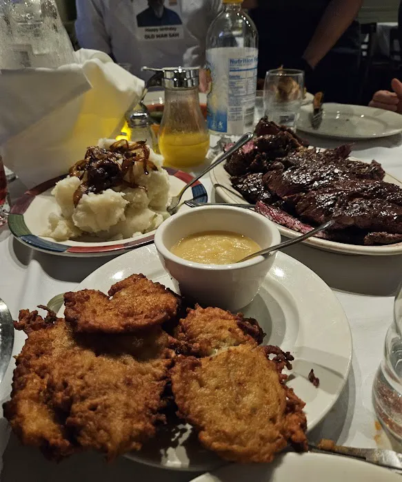 Sammy's Roumanian Steak House Picture 9