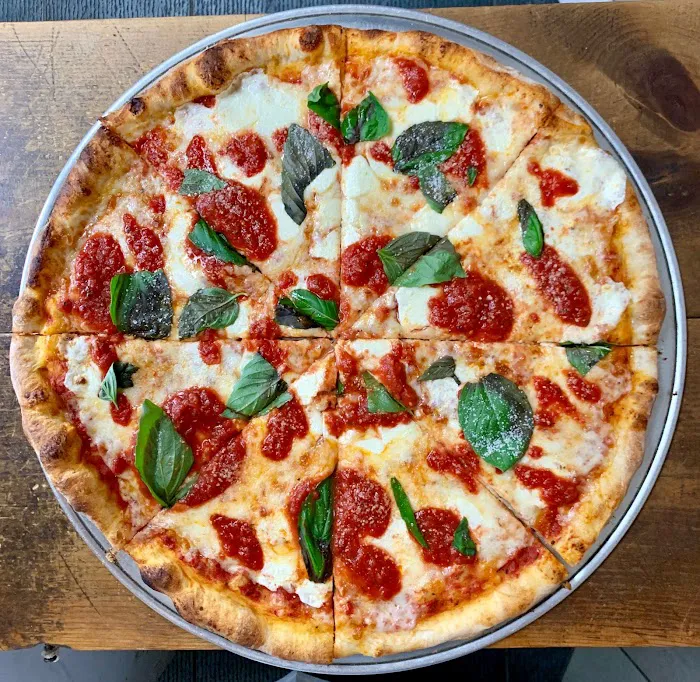 Stanton Street Pizza Picture 4
