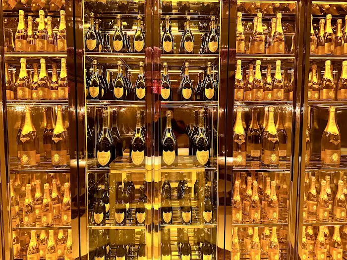 The Champagne & Caviar Bar at RH Guesthouse New York Picture 9