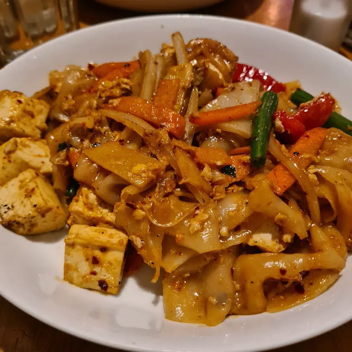 TUE THAI FOOD Picture 7