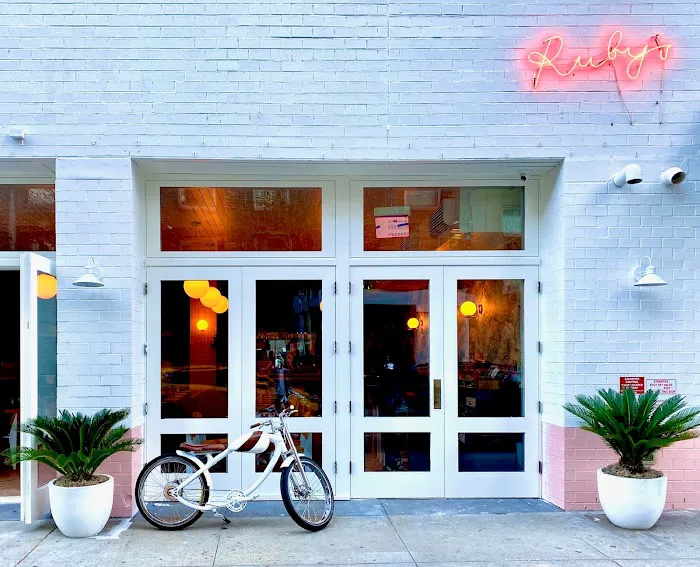 Little Ruby's East Village Picture 5