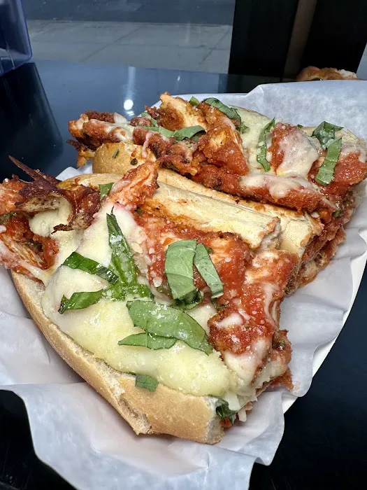 Krave It Pizza & Sandwich Joint Picture 4