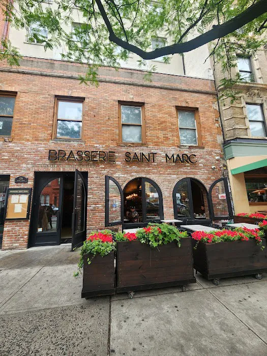 SAINT RESTAURANT BAR & SPEAKEASY Picture 9
