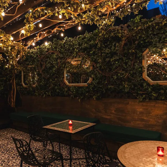 SAINT RESTAURANT BAR & SPEAKEASY Picture 8