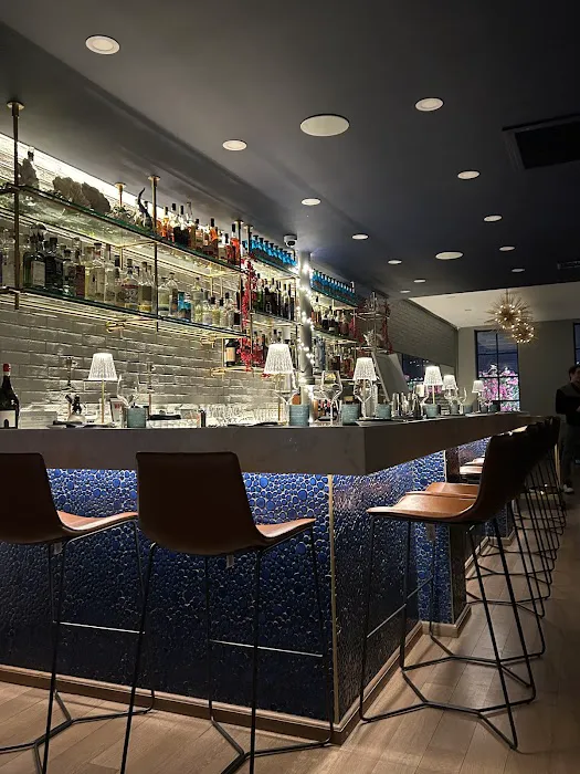 Amo Seafood Picture 7