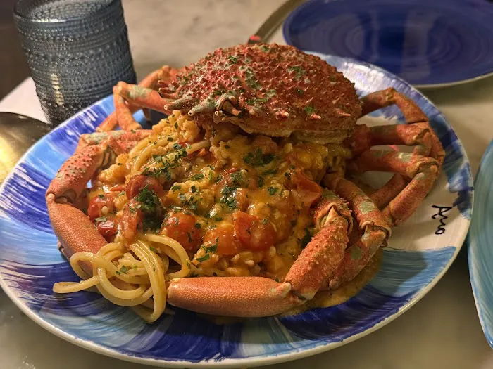 Amo Seafood Picture 5