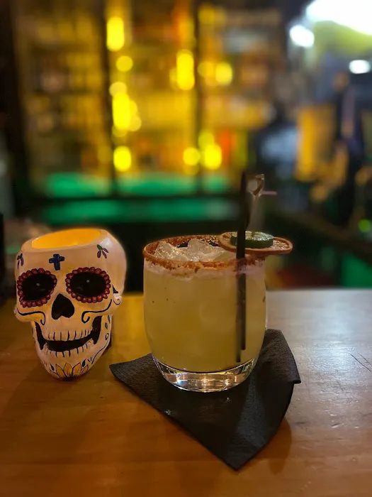 345 Cantina Picture 5