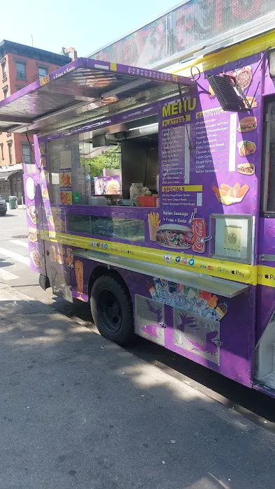 Tajeen Halal Food Truck Picture 5