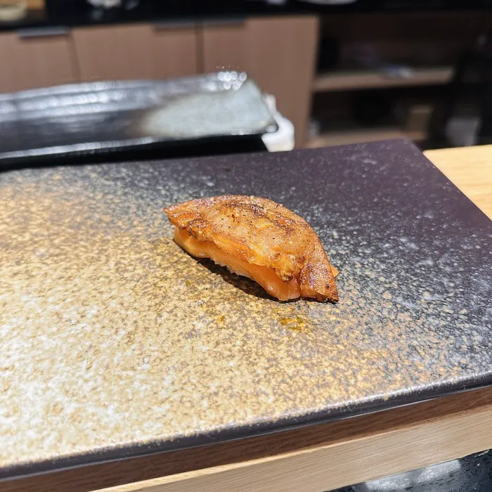 Sushi Lin L.E.S Picture 2