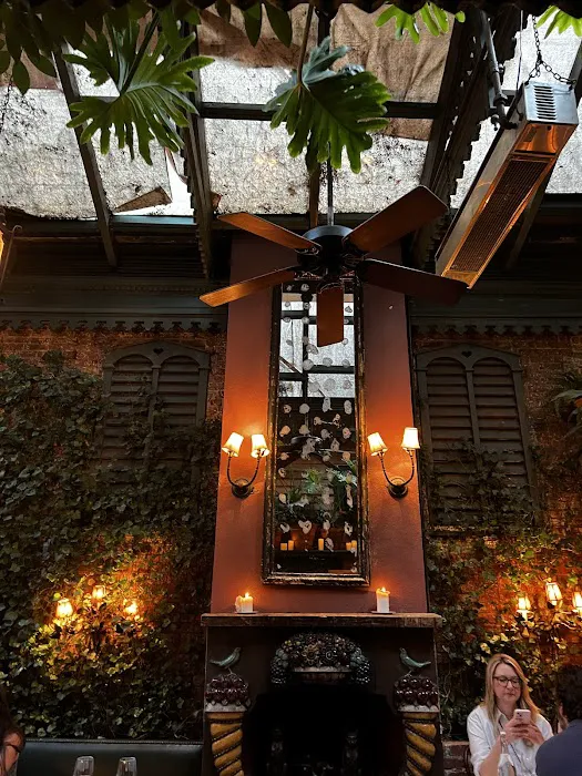 Waverly Inn Picture 4