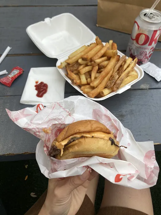 Smacking Burger Picture 6