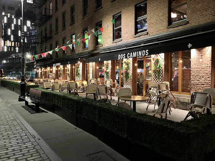 Dos Caminos Picture 6