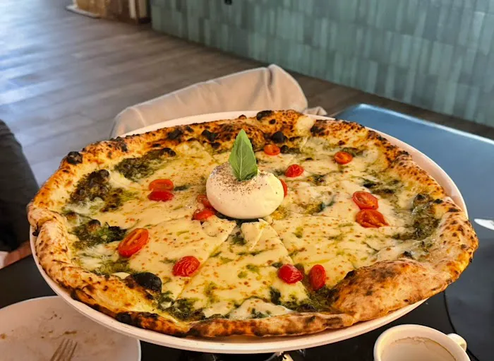L'Antica Pizzeria Da Michele NYC Picture 7