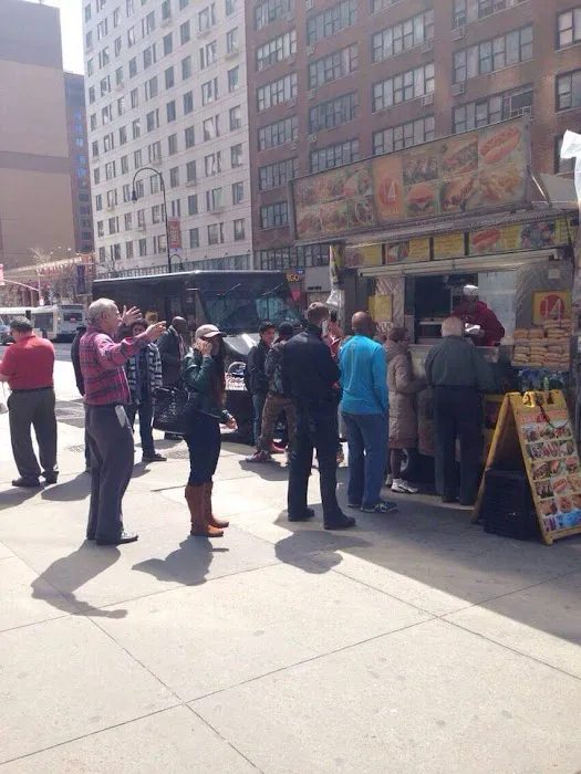 14 Street Halal Food Picture 5