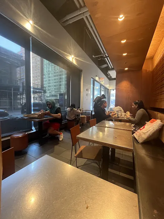 Chipotle Mexican Grill Picture 8