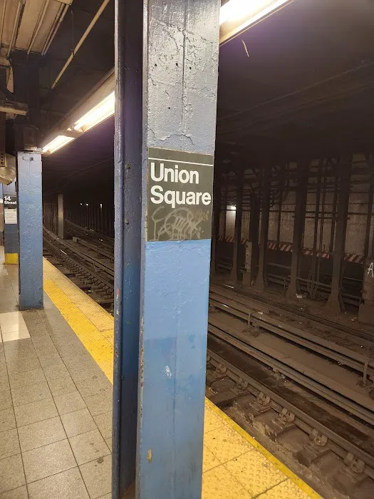 Subway Picture 8