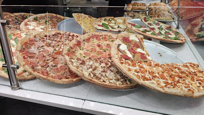 Little Italy Pizza III Picture 4