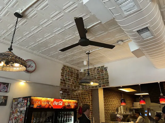 Joe's Pizza Picture 5