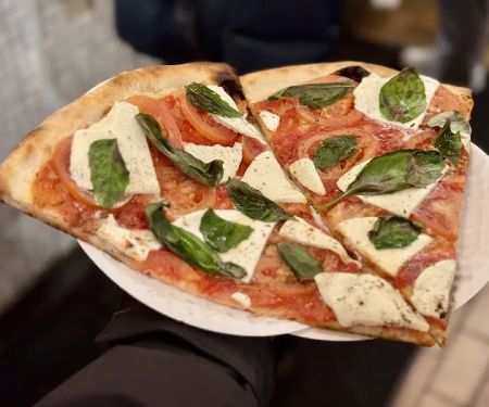Joe's Pizza