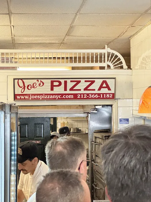Joe's Pizza Picture 4