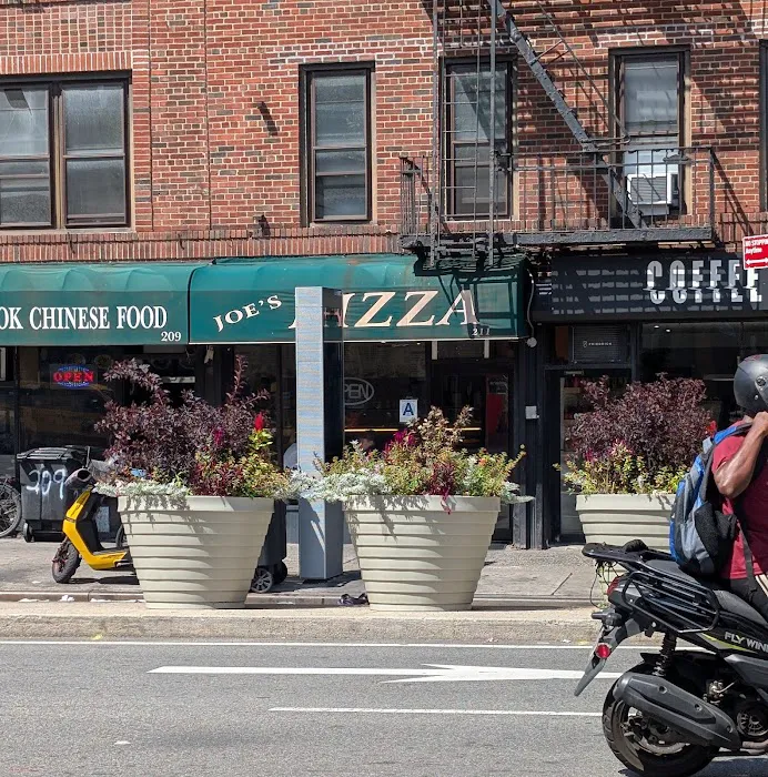 Joe's Pizza Picture 8