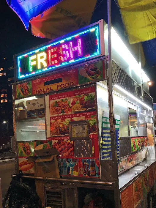 Kazi Halal Food Cart Picture 3