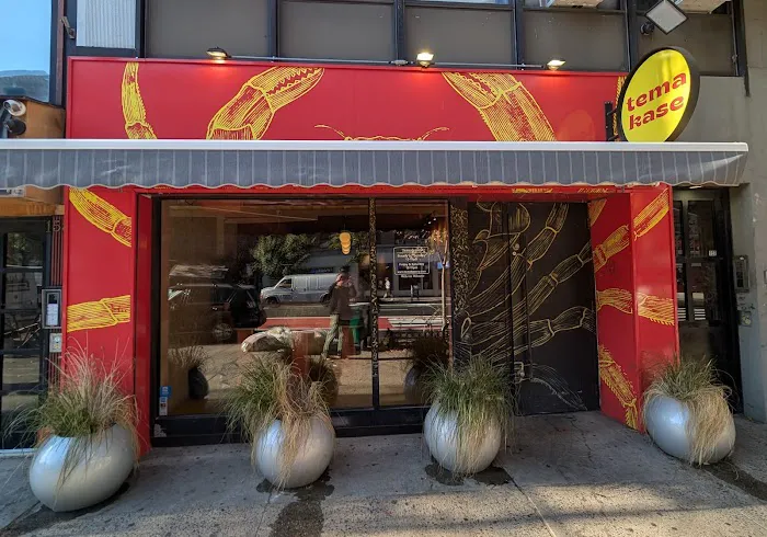 Temakase Hand Roll Bar - 2nd Ave Picture 10