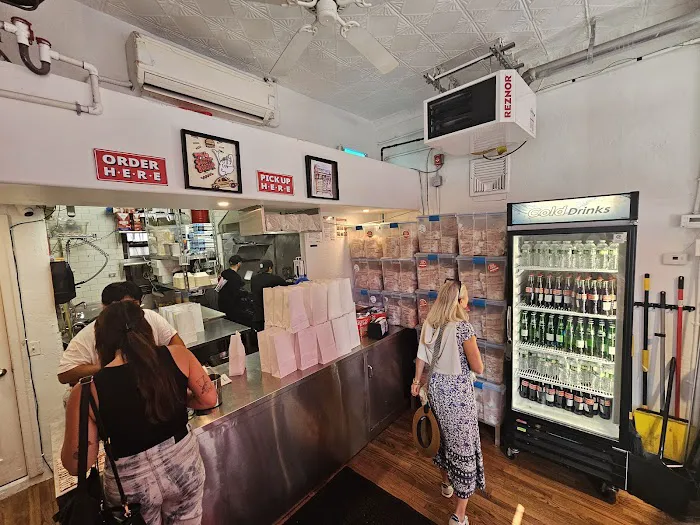 7th Street Burger East Village Picture 7