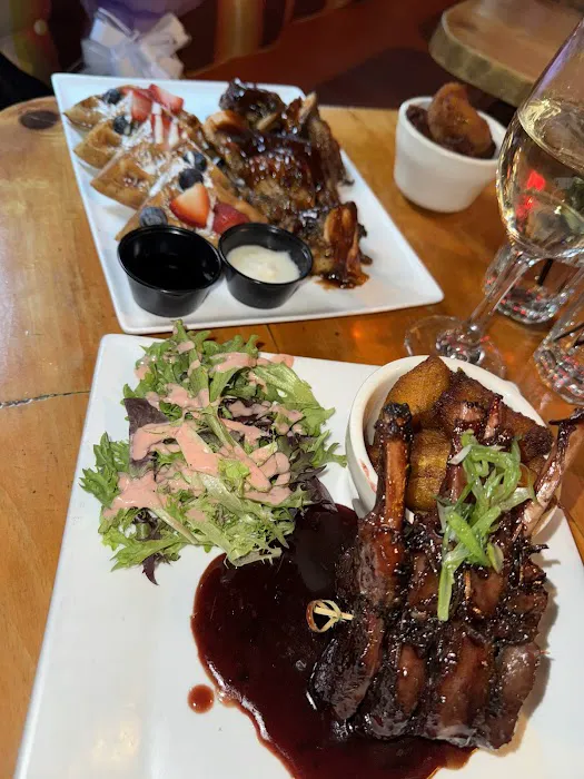 Omar's Kitchen and Rum Bar Picture 9