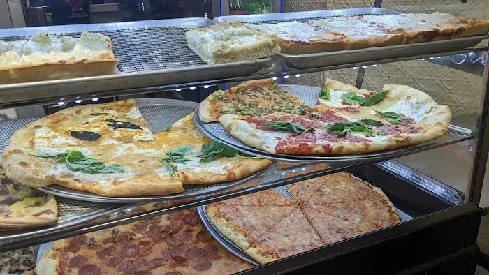 Uncle Sam's Pizza Picture 5