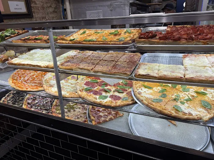 Uncle Sam's Pizza Picture 9