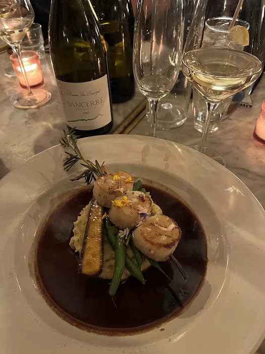 Mino Brasserie Picture 7