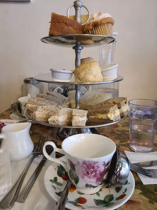 Tea & Sympathy Picture 3