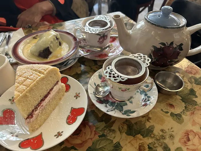 Tea & Sympathy Picture 2