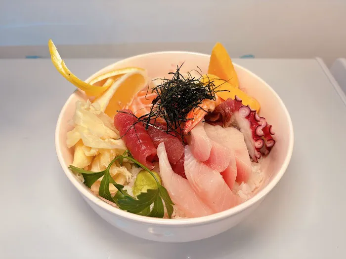 WOW SUSHI Picture 4