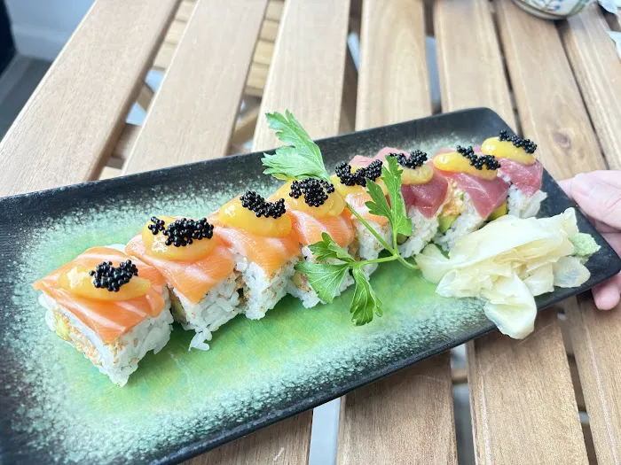 WOW SUSHI Picture 5