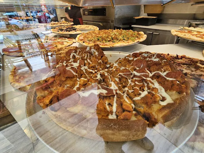 Roma Pizza Picture 2