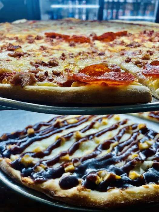 Avenue D Pizza Picture 6