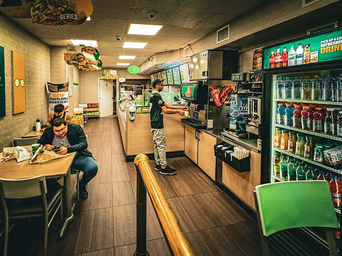 Subway Picture 3