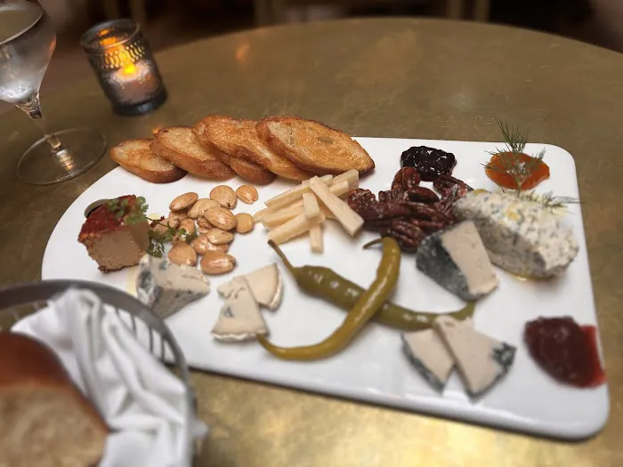 Le Basque French Vegan Restaurant Picture 1